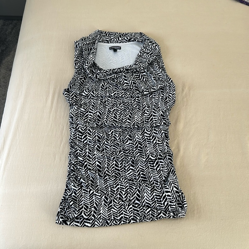 Express black white lined scooped neck ruffled top size S/P